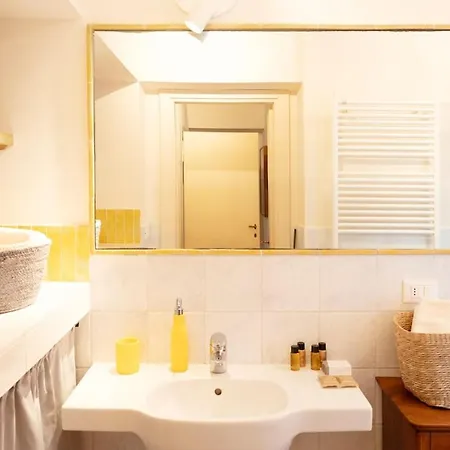 Villino Gemma, Elegant Living With A Tuscan Touch Apartment Florence