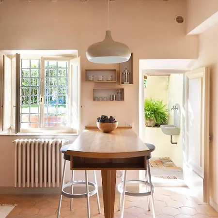 Villino Gemma, Elegant Living With A Tuscan Touch アパート フィレンツェ
